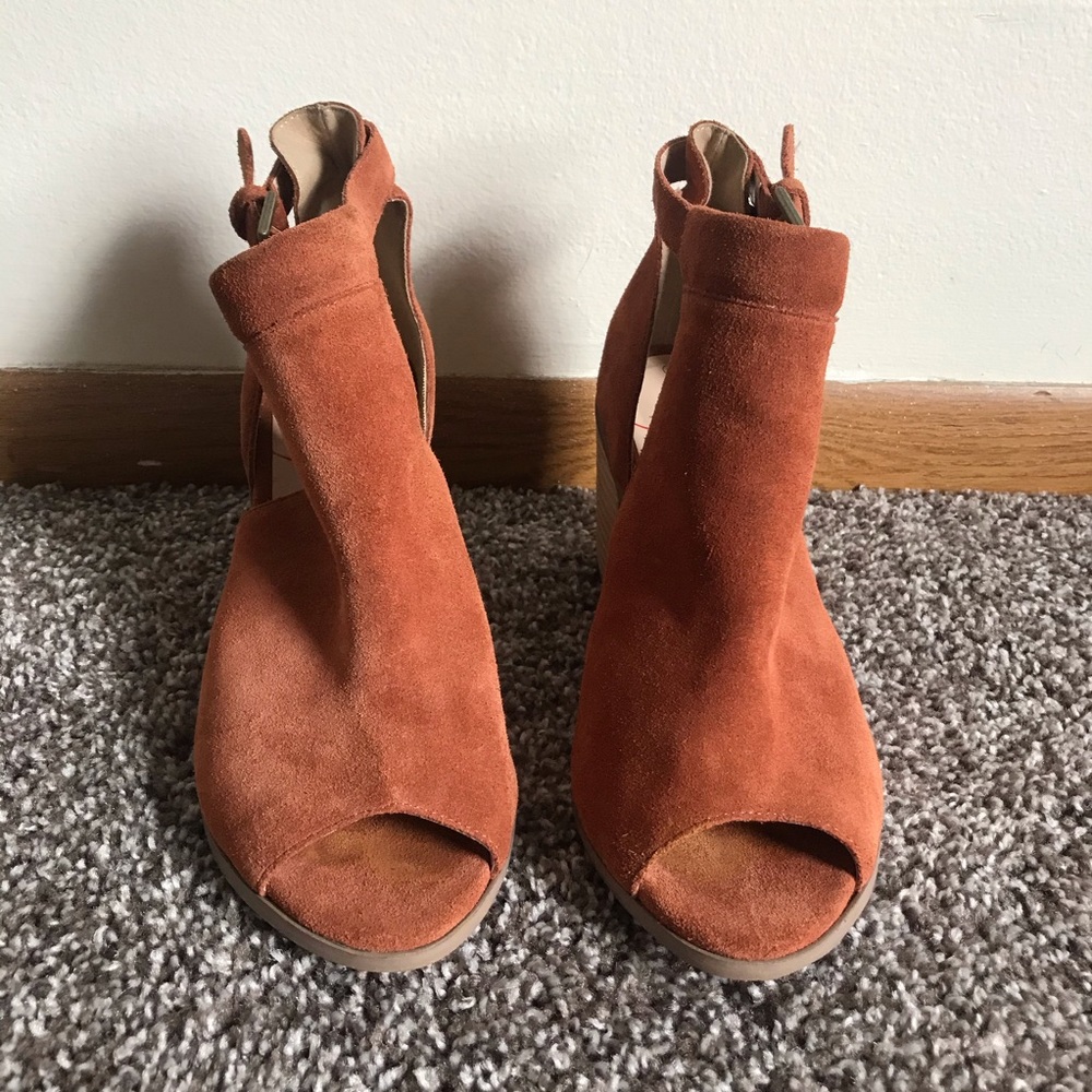 SOLE SOCIETY Ferris - Suede Booties - Size 7 - Picture 5 of 8